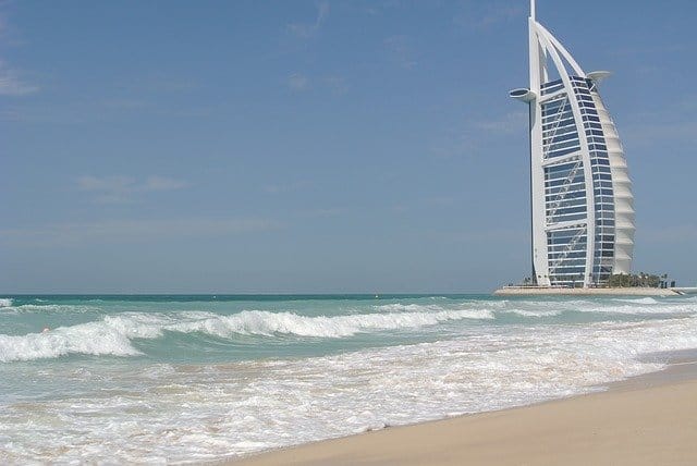 Read more about the article Sun, Sand, and Spectacle: Discovering the Bustling Beaches of Dubai