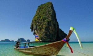 Read more about the article 10 Must-Visit Tourist Destinations In Thailand