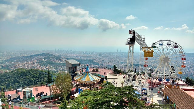 Read more about the article 5 Spanish Theme Parks To Make You Scream