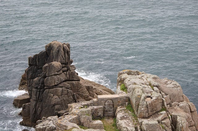 Read more about the article 15 Best Beaches to visit in United Kingdom