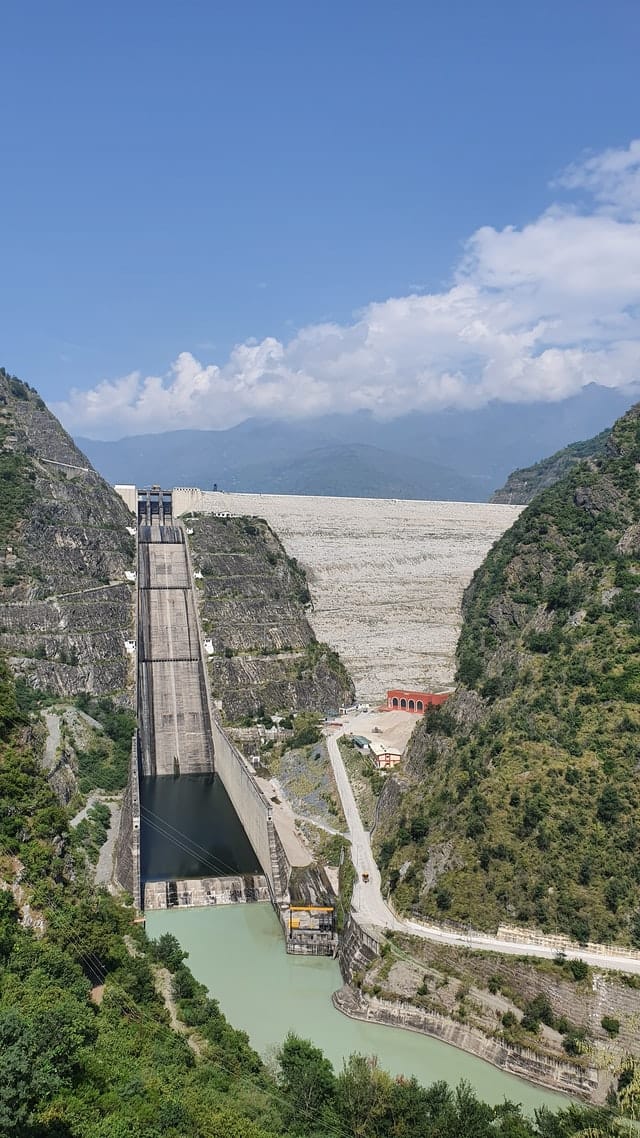 Read more about the article List of Largest Dams in India