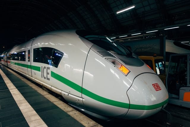 Read more about the article 10 Fastest Trains in Europe