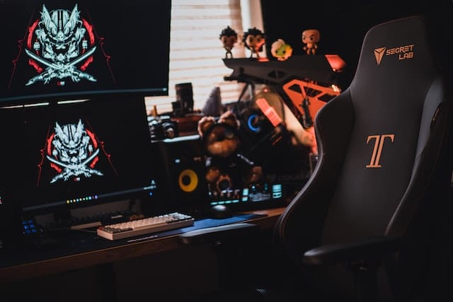 Read more about the article 4 Reasons why Gamers Spend lot of money on Gaming Chair