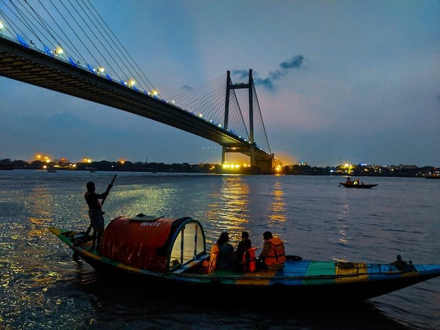 Read more about the article 15 Reasons to Visit Kolkata – Exploring the Charms of the City