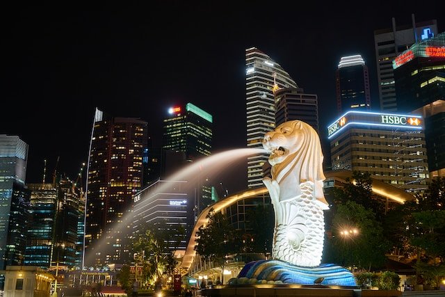 Read more about the article Singapore Attractions Guide: Exploring the Lion City’s Best Tourist Spots
