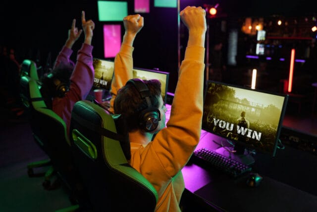 Read more about the article The Steps to Launch Your Professional Esports Journey